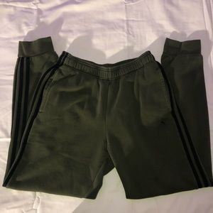 ARMY GREEN ADIDAS SWEATPANTS